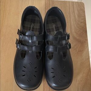 American Eagle Black Leather Mary Jane Buckle Shoes Sz 8 1/2”W